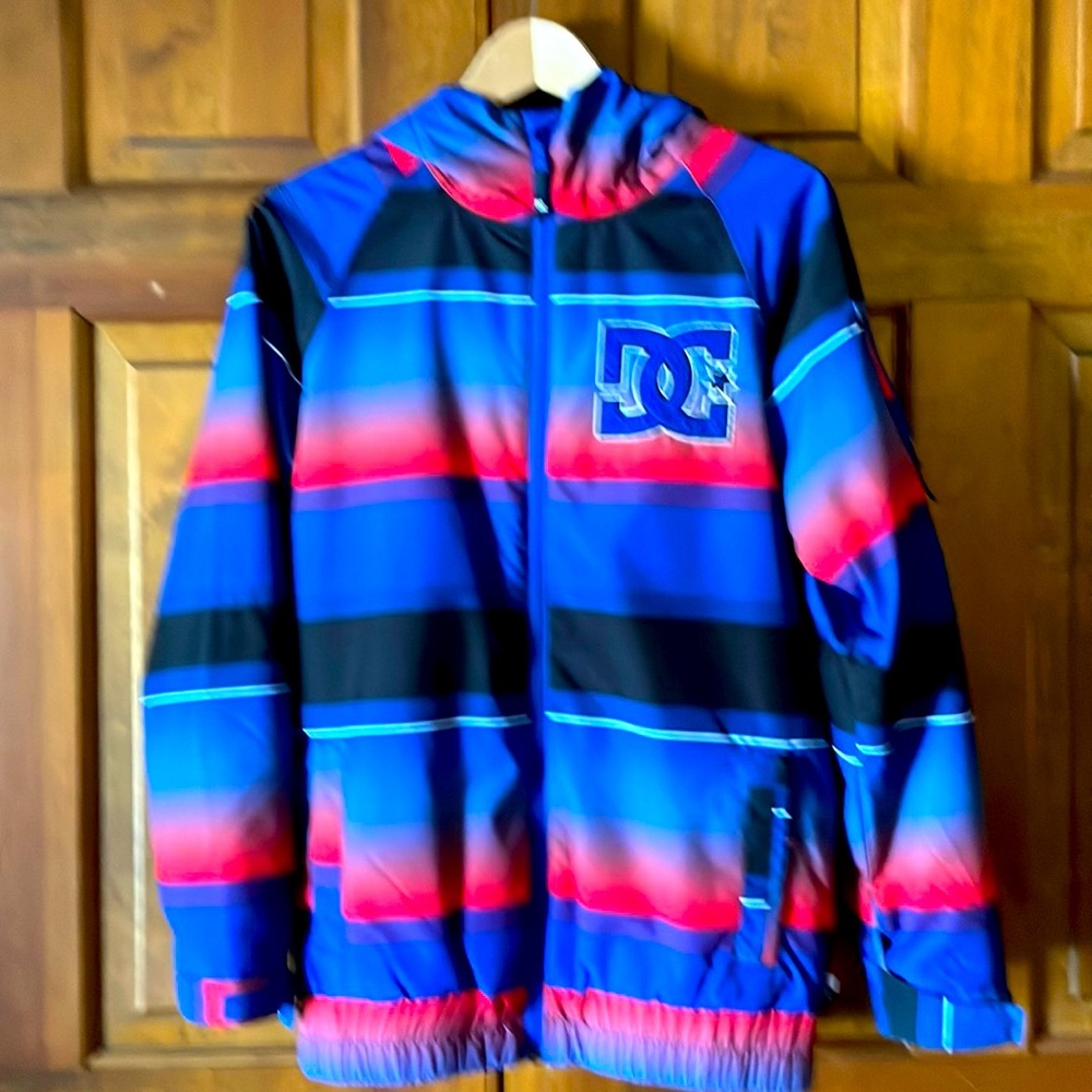 DC shoe company winter skiing/snowboarding coat, size 14 boys